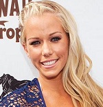 kendra-wilkinson-240