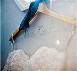 real-bride-hanger