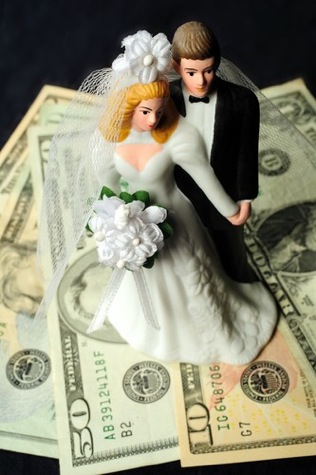 bride_groom_money