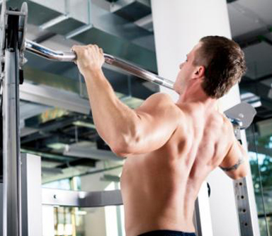 man-works-out-newsletter