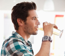 Copious-Alcohol-Consumption-Increases-risk-of-stroke-rotator-newsletter