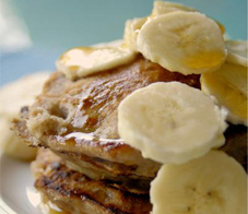 10-gluten-free-breakfasts-banana-pancakes-newsletter