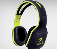 tech-roundup-favorite-pieces-this-week-combat-headphones-newsletter