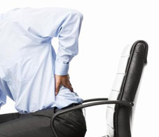 back-hurts-at-desk-newsletter