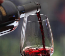 access_hollywood_valentines_day_-_wine-NL