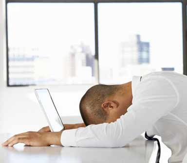 10-habits-to-break-before-30-wrong-job-newsletter
