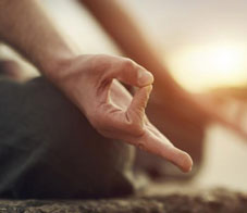 why-you-should-meditate-now-reduce-stress-NL