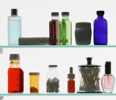 10-medicine-cabinet-must-haves-main-NL