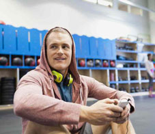 7-things-to-consider-before-crossfit-headphones-or-social-NL