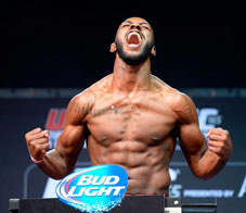 jon-jones-pool-workout-main-NL