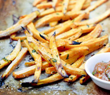 what-to-eat-before-you-drink-main_0-NL