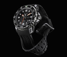 6-high-performance-sports-gear-pieces-bulova-marine-star-NL