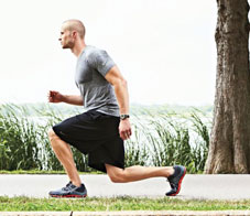 main-the-bodyweight-workout-that-builds-strong-legs-NL