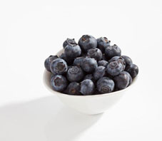 blueberries-7-foods-best-consumed-raw-NL