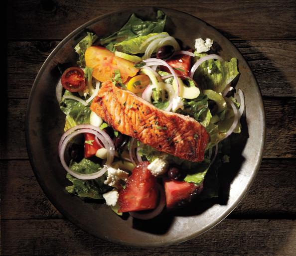 greek-salad-with-char-grilled-salmon-6-recipes-from-21-day-shred_1