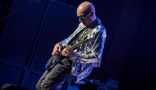 Feb18_PG_FEAT_Joe-Satriani-5-by-Drew-Stawin_FEAT.jpg