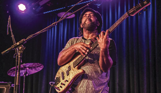 Feb18_PG_FEAT_Victor-Wooten_P2270852_parke_Photo-by-Steve-Park_FEAT.jpg