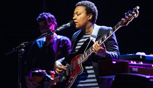 Jul18_PG_FEAT_Meshell-Ndegeocello-Pinchy-Fingers_Photo-by-Jordi-Vidal_FEAT.jpg