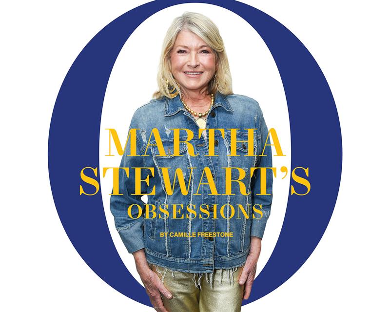 Martha Stewart Is Obsessed With Crossbody Phone Cases, Homemade Green Juice, and Birds of Prey