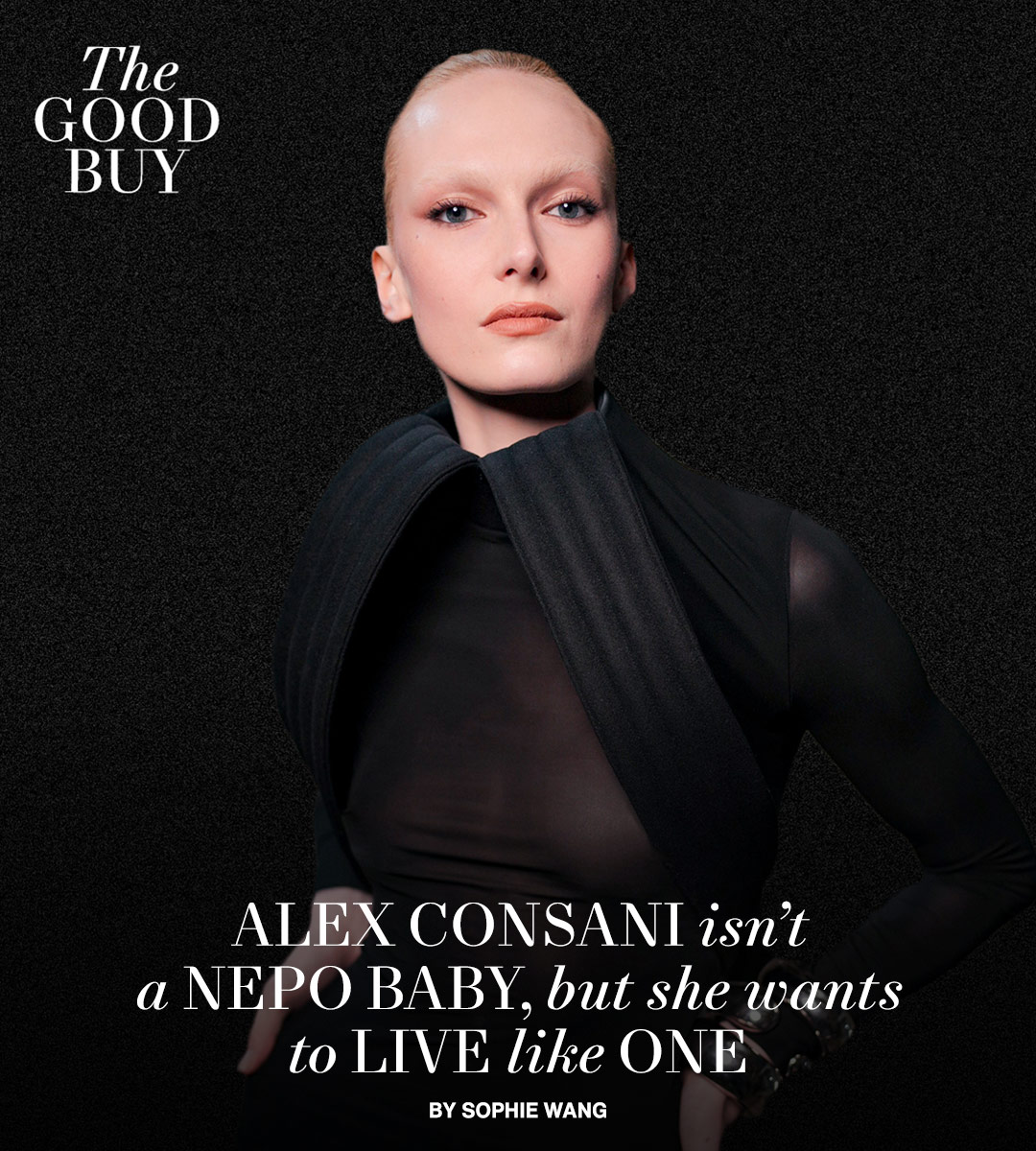 Alex Consani Wants You to Think She's a Nepo Baby