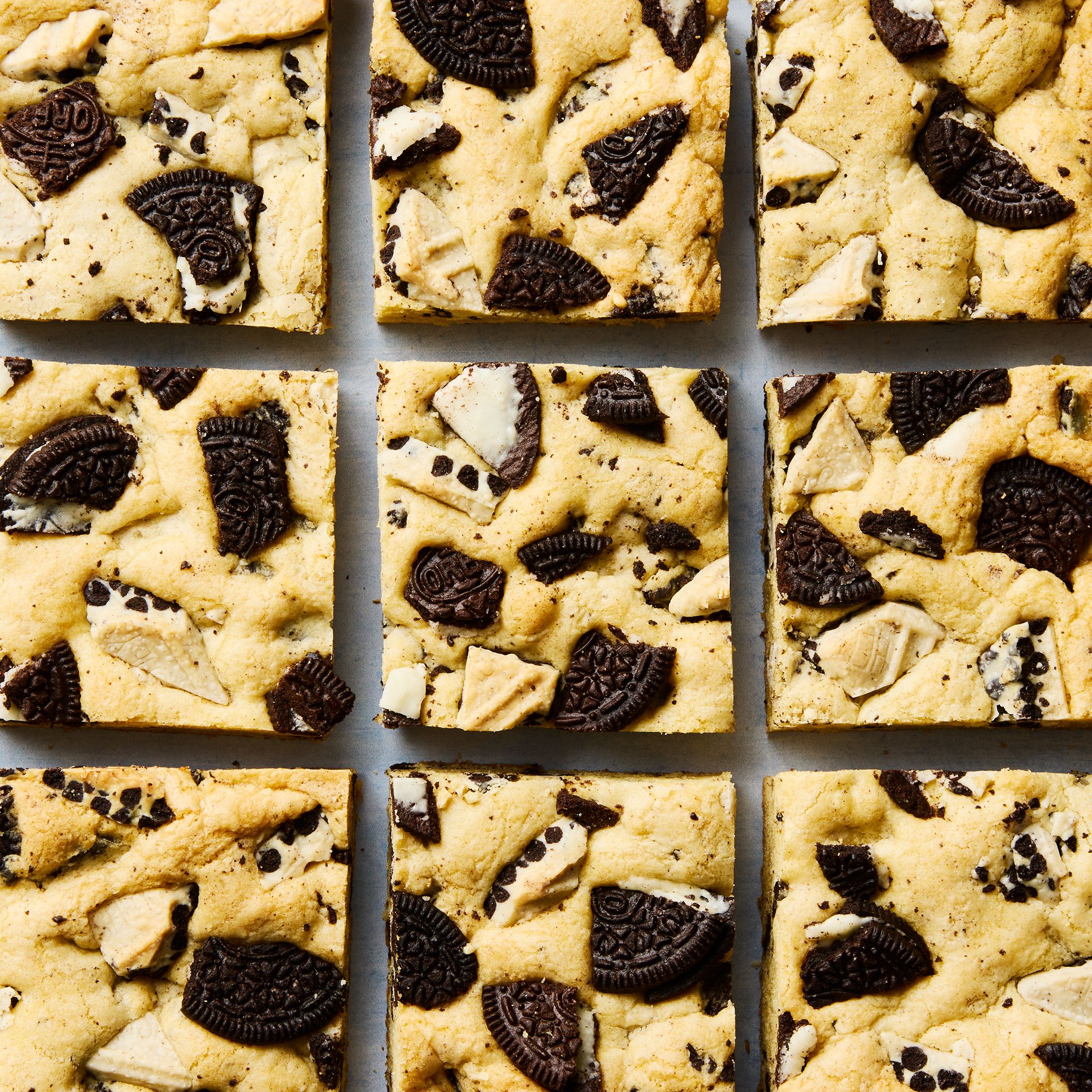 Cookies 'N' Cream Blondies