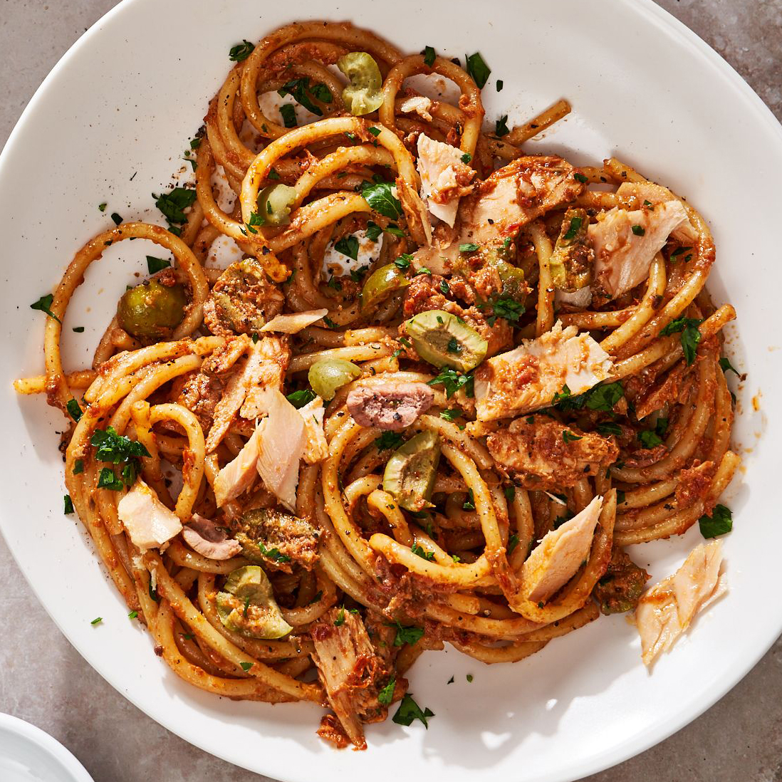 One-Pan Tuna Pasta With Sun-Dried Tomatoes