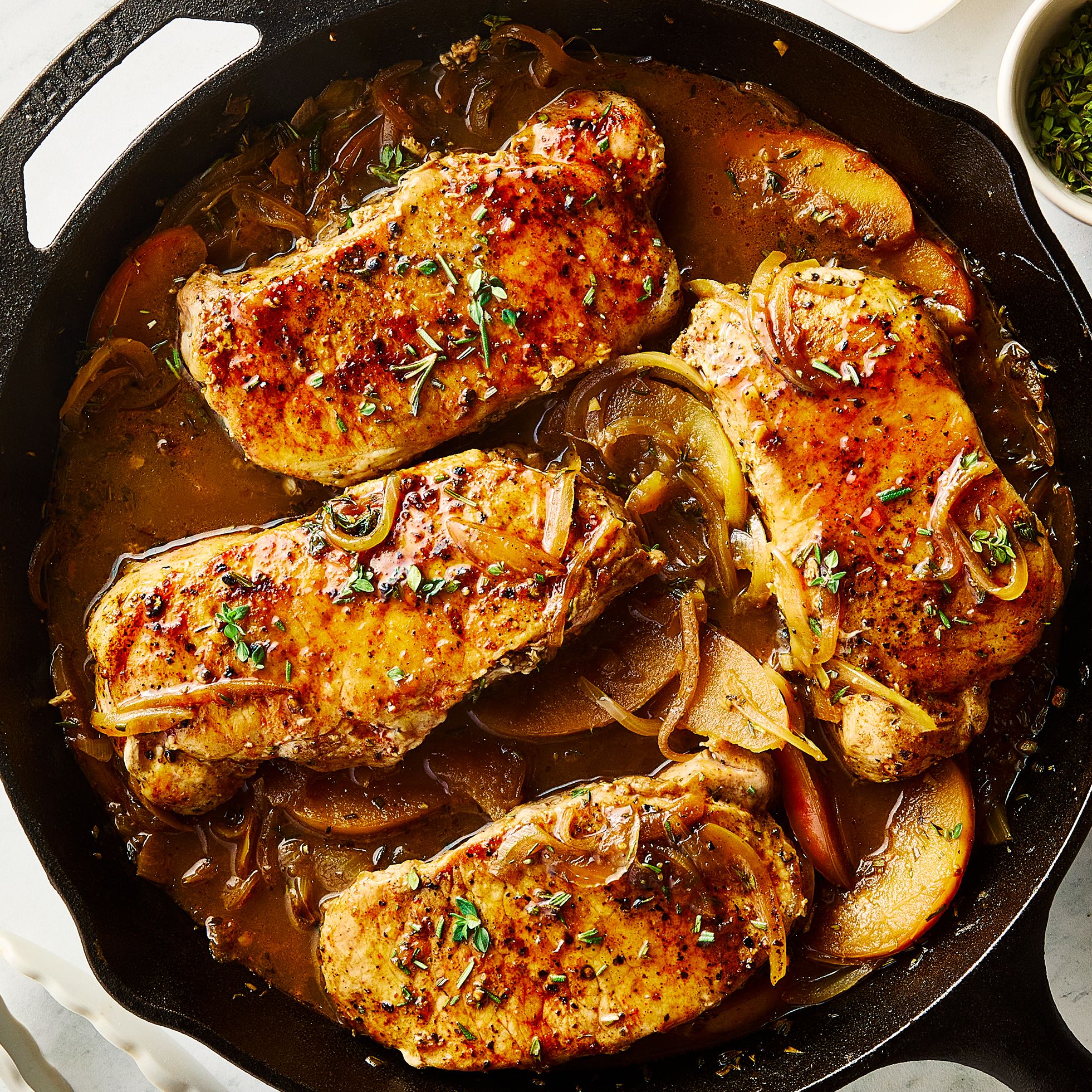 Apple Cider Pork Chops Are The Fall Dinner We Keep Going Back To