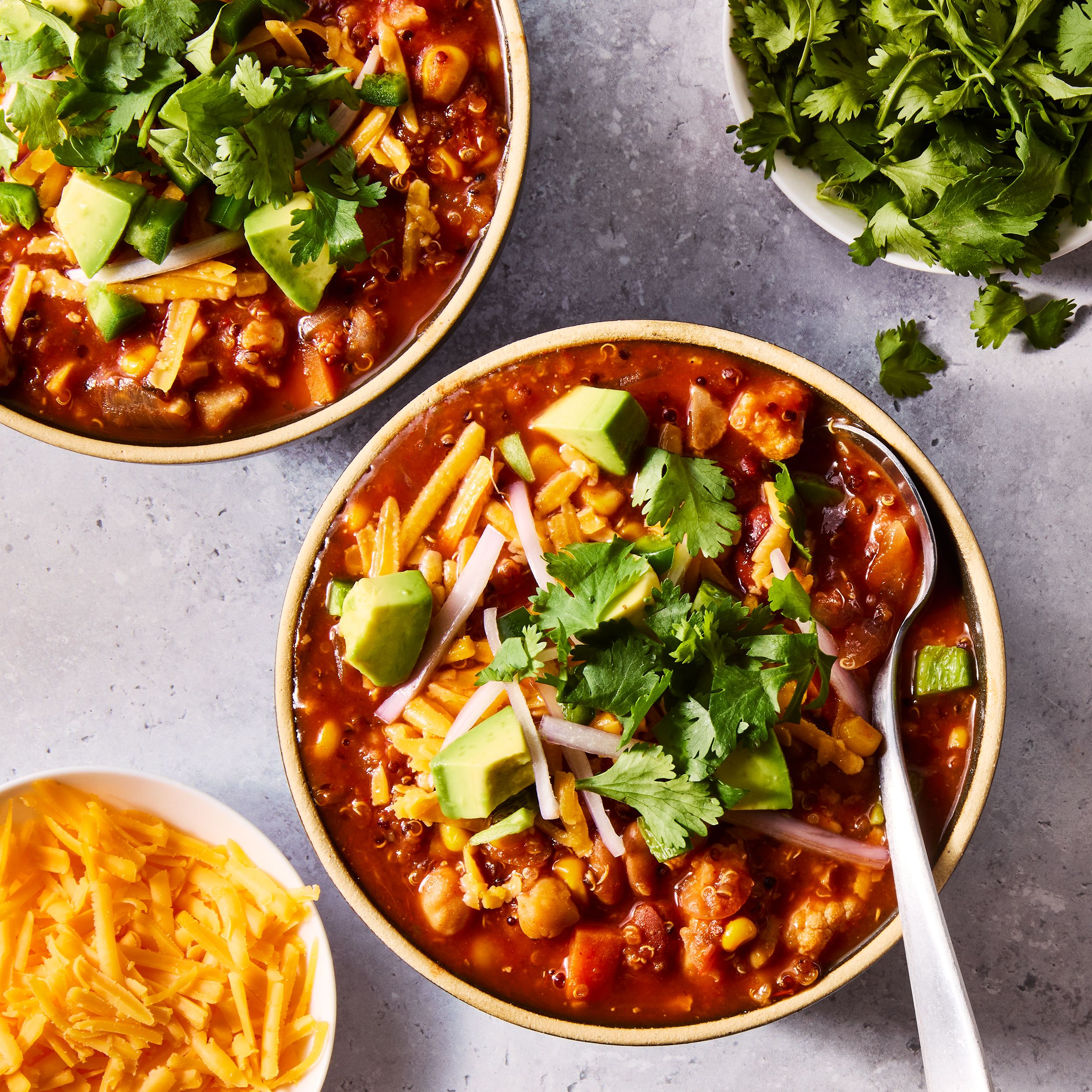 You Won't Miss The Meat In This Vegetarian Slow-Cooker Quinoa Chili You Won't Miss The Meat In This Vegetarian Slow-Cooker Quinoa Chili