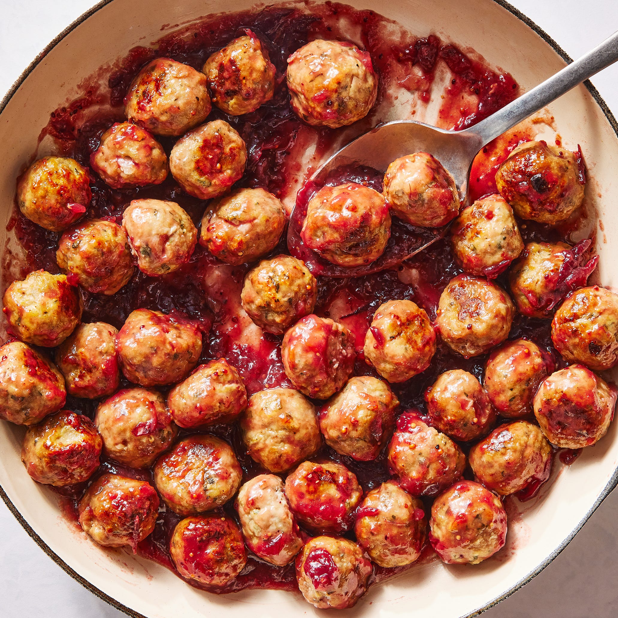 Cranberry-Glazed Turkey Meatballs Cranberry-Glazed Turkey Meatballs