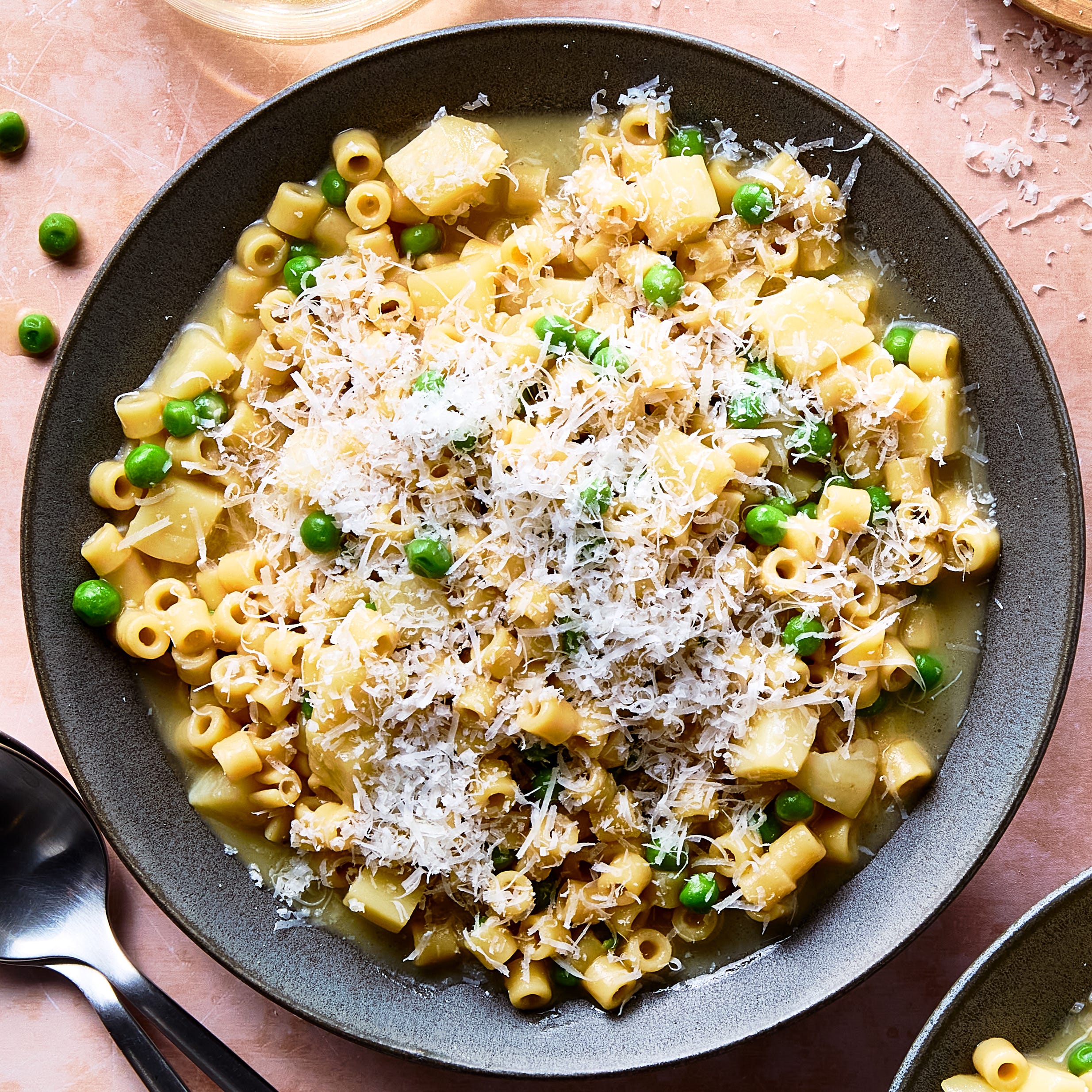 Pasta With Peas & Potatoes