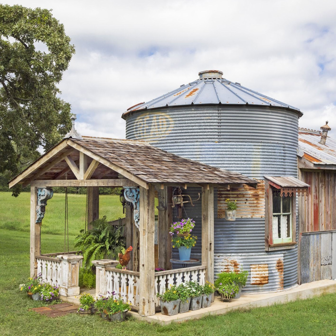 You've Got to See Inside This Darling Guesthouse That Was Once a Grain Silo