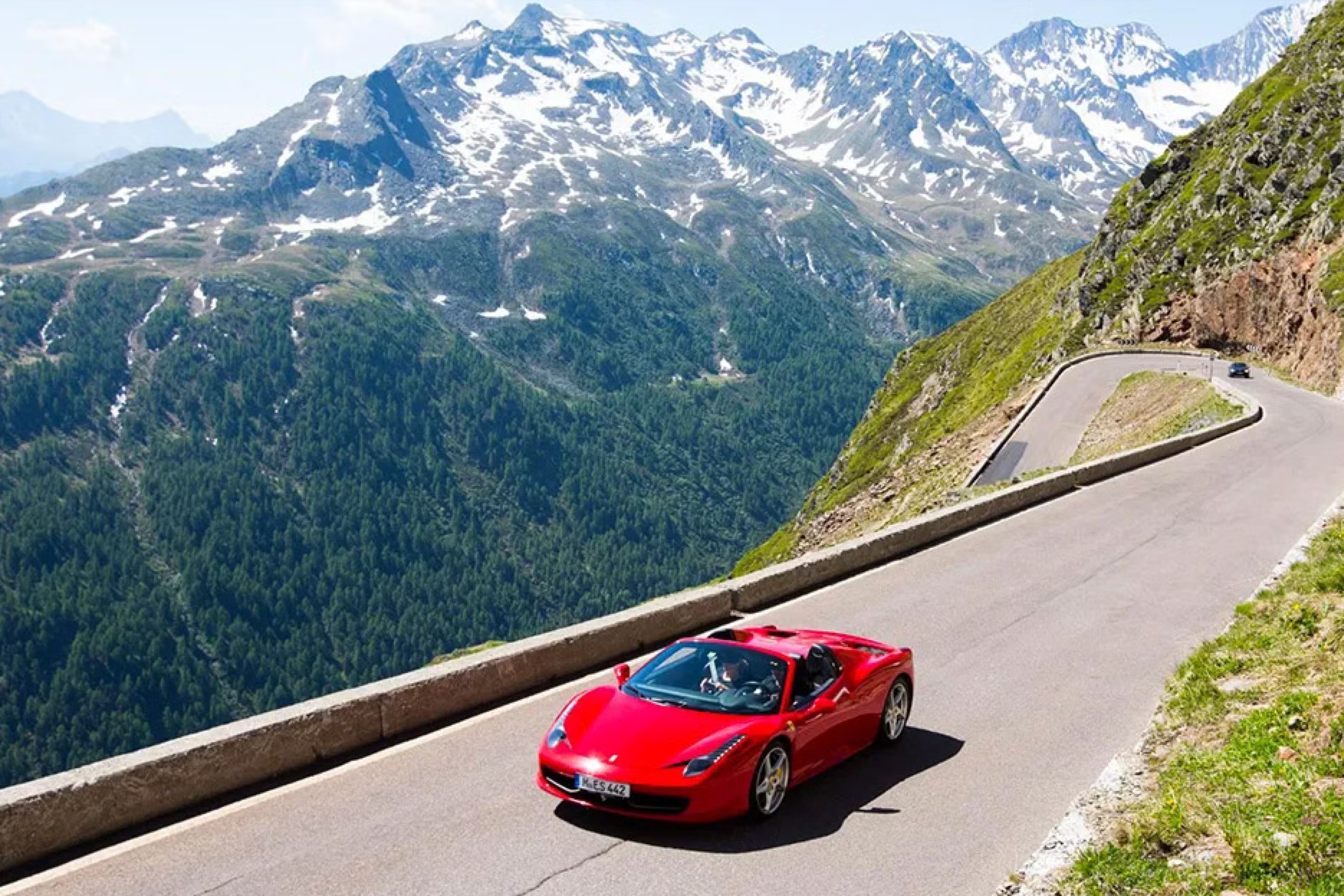 Last-Minute Gift Ideas Car Lovers Will Never Forget