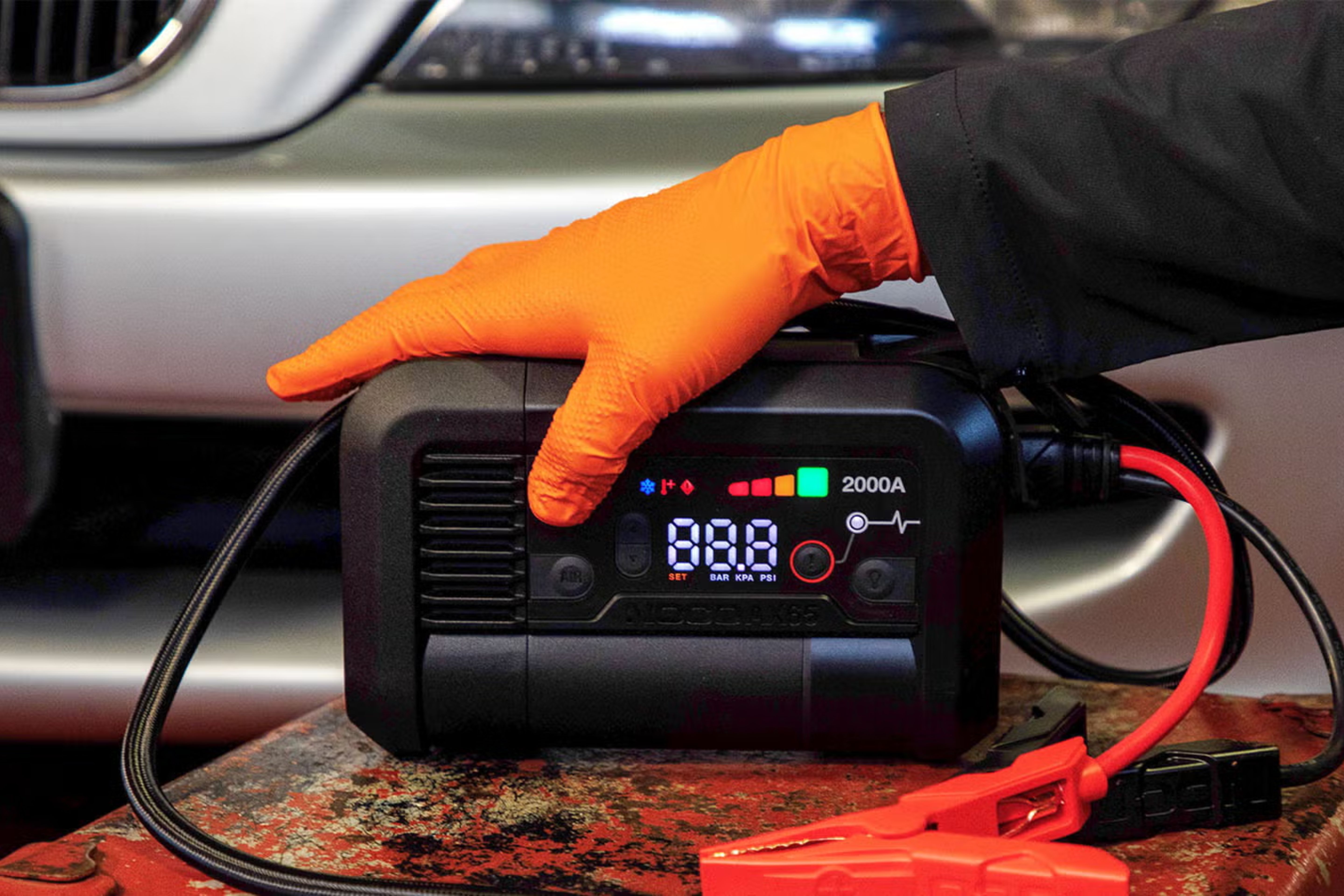 This Portable Jump Starter Also Inflates Your Tires—and It's Genuinely Good at Both