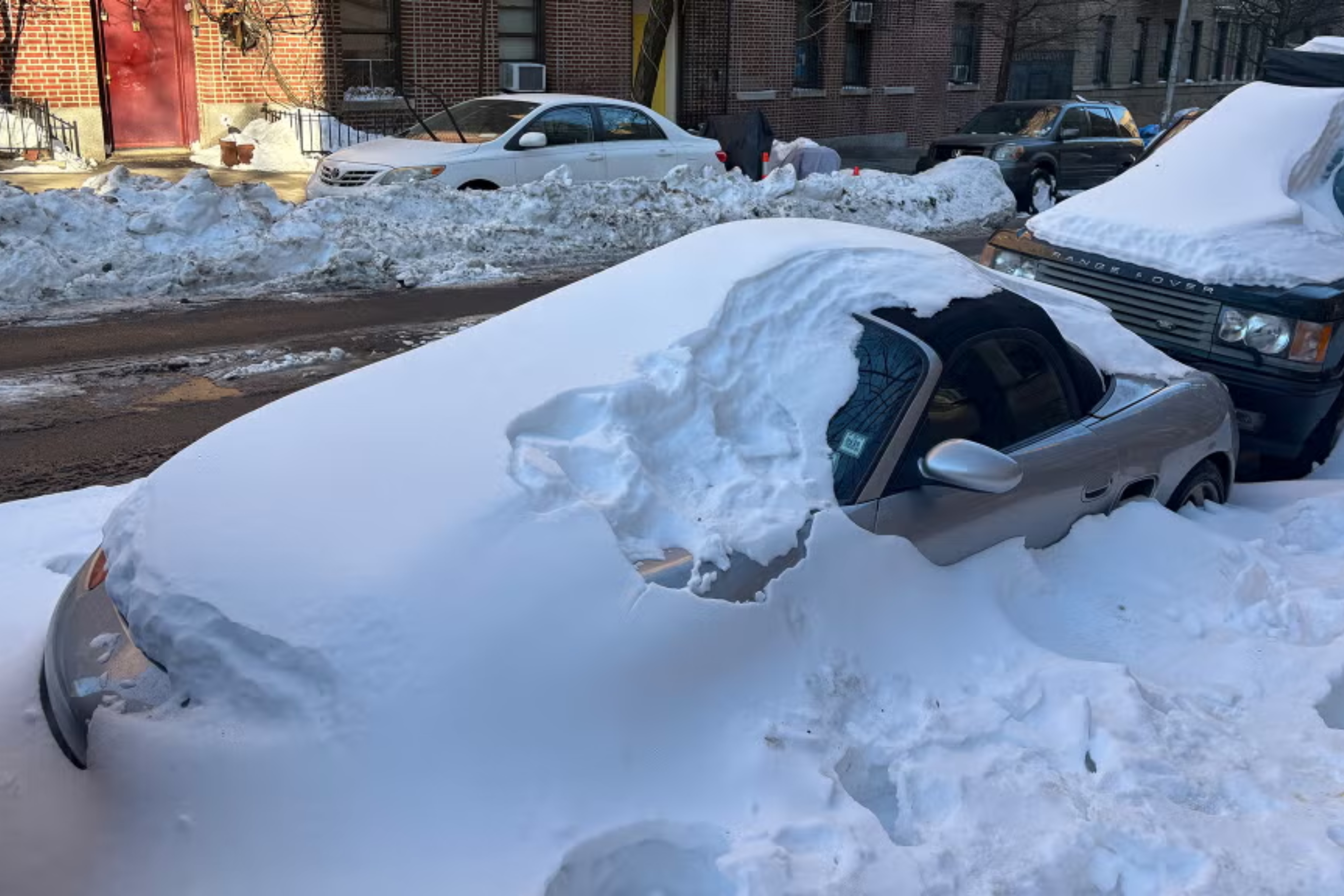 Cold Starts, Solved: Brutal Winter Weather Demands a Real Jump Starter