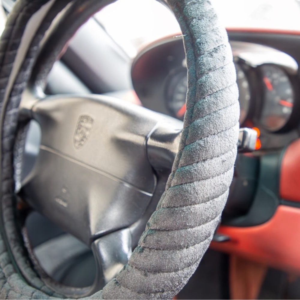These Heated Steering-Wheel Covers Fix Cold Hands