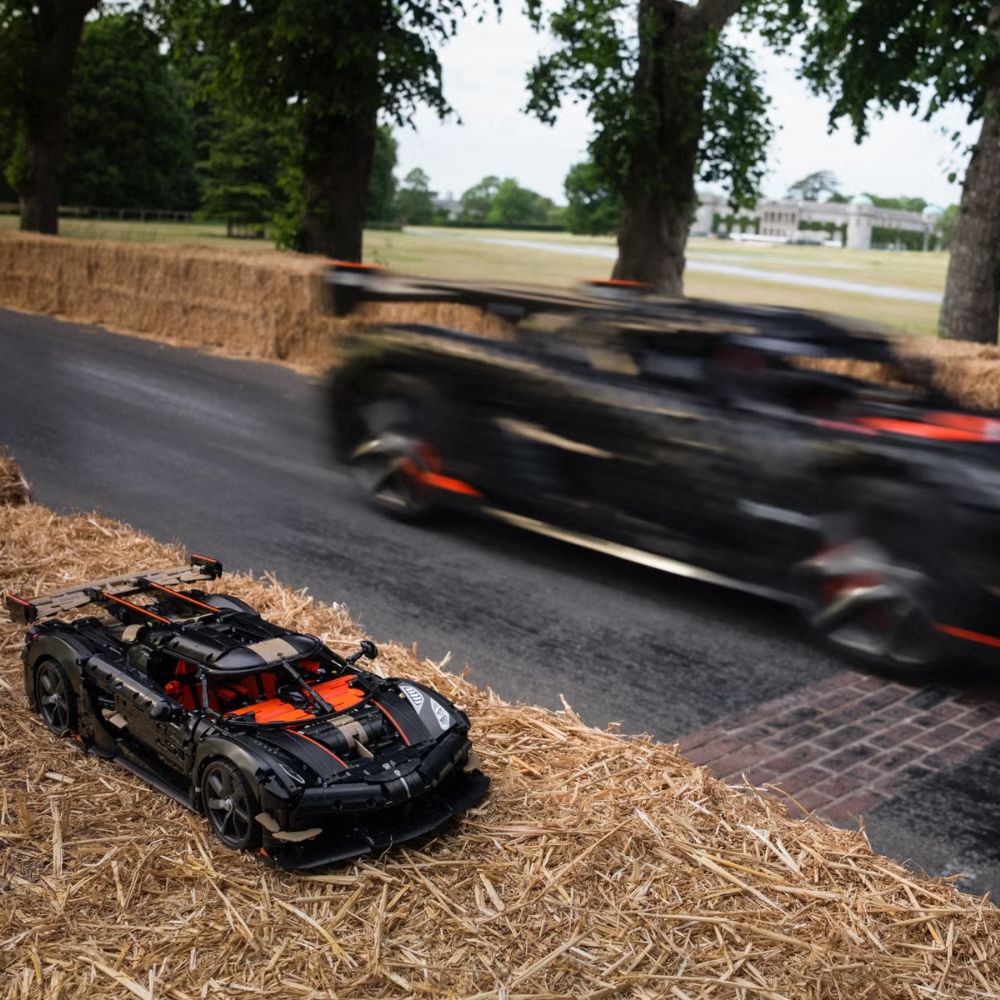 Finally! You Can Now Buy Lego's Newest Koenigsegg Technic Kit