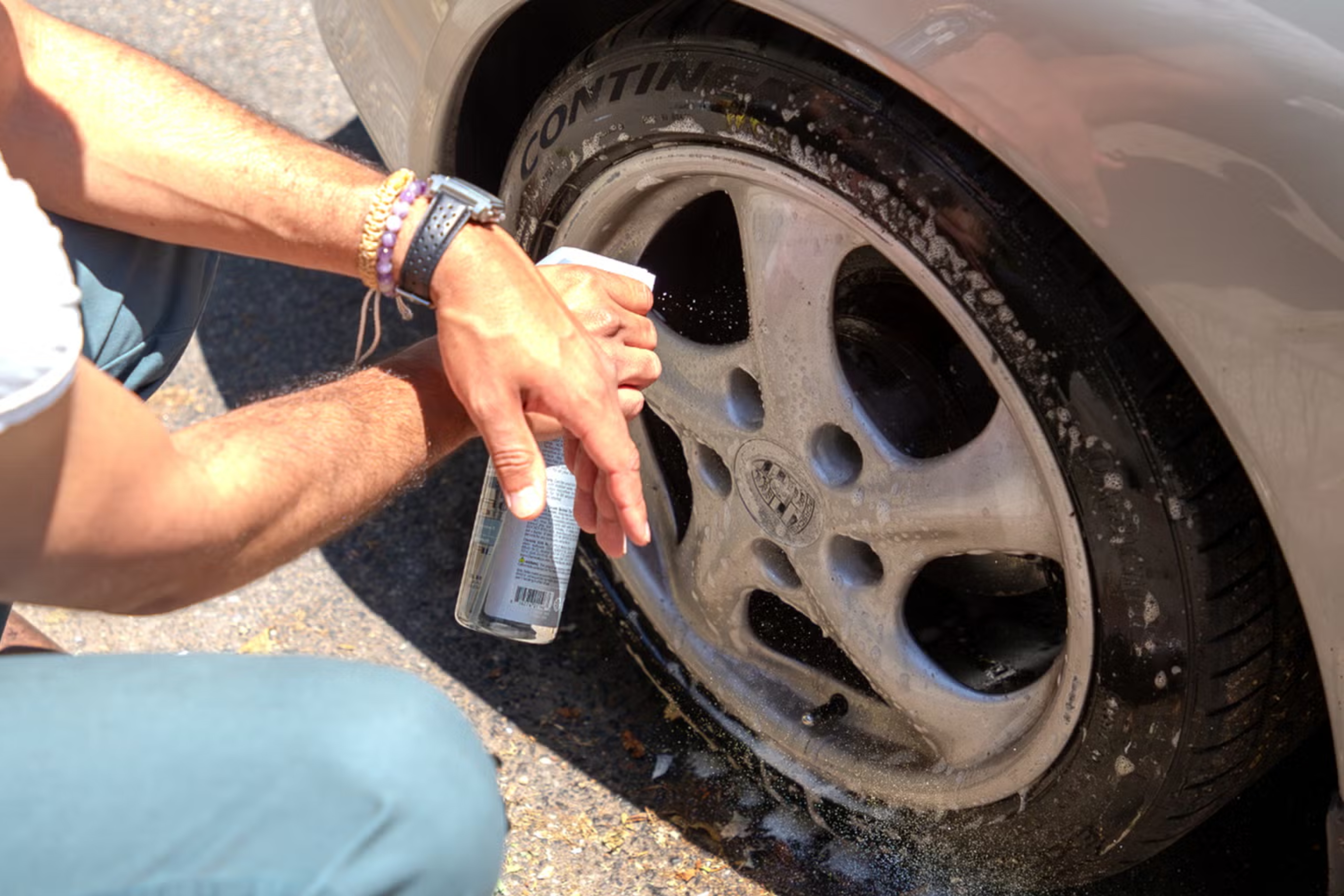 I Put the Best Car Wheel Cleaners to the Test on My Vintage Rover and Porsche—Here's What Shined