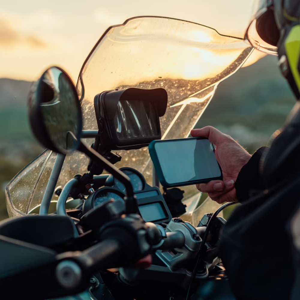 Riders Swear by These Phone Mounts—Here’s Why Quad Lock Leads the Pack Riders Swear by These Phone Mounts—Here’s Why Quad Lock Leads the Pack