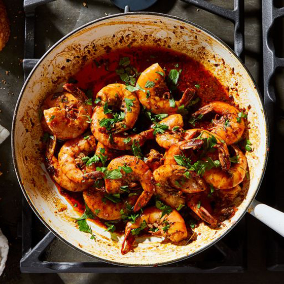   Spicy, Buttery Shrimp in Moments