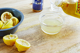 6 All-Natural Cleaning Products You Can Make at Home