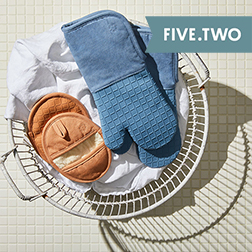 Five Two Silicone Oven Mitts & Pot Holders