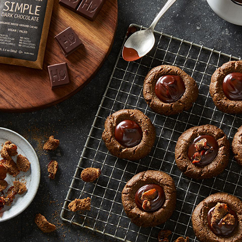 Our Favorite Vegan Cookie Recipes to Bake Right Now