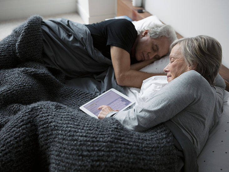 How to Ease Nighttime Knee Pain