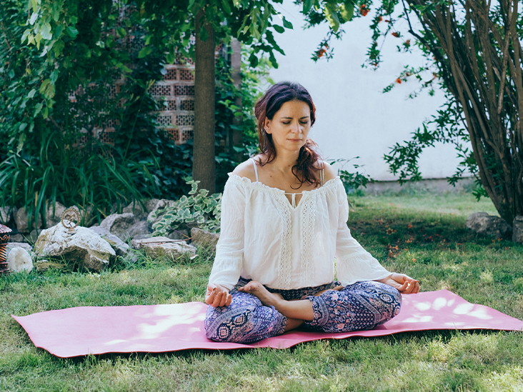 Can Meditating Help You Lose Weight?