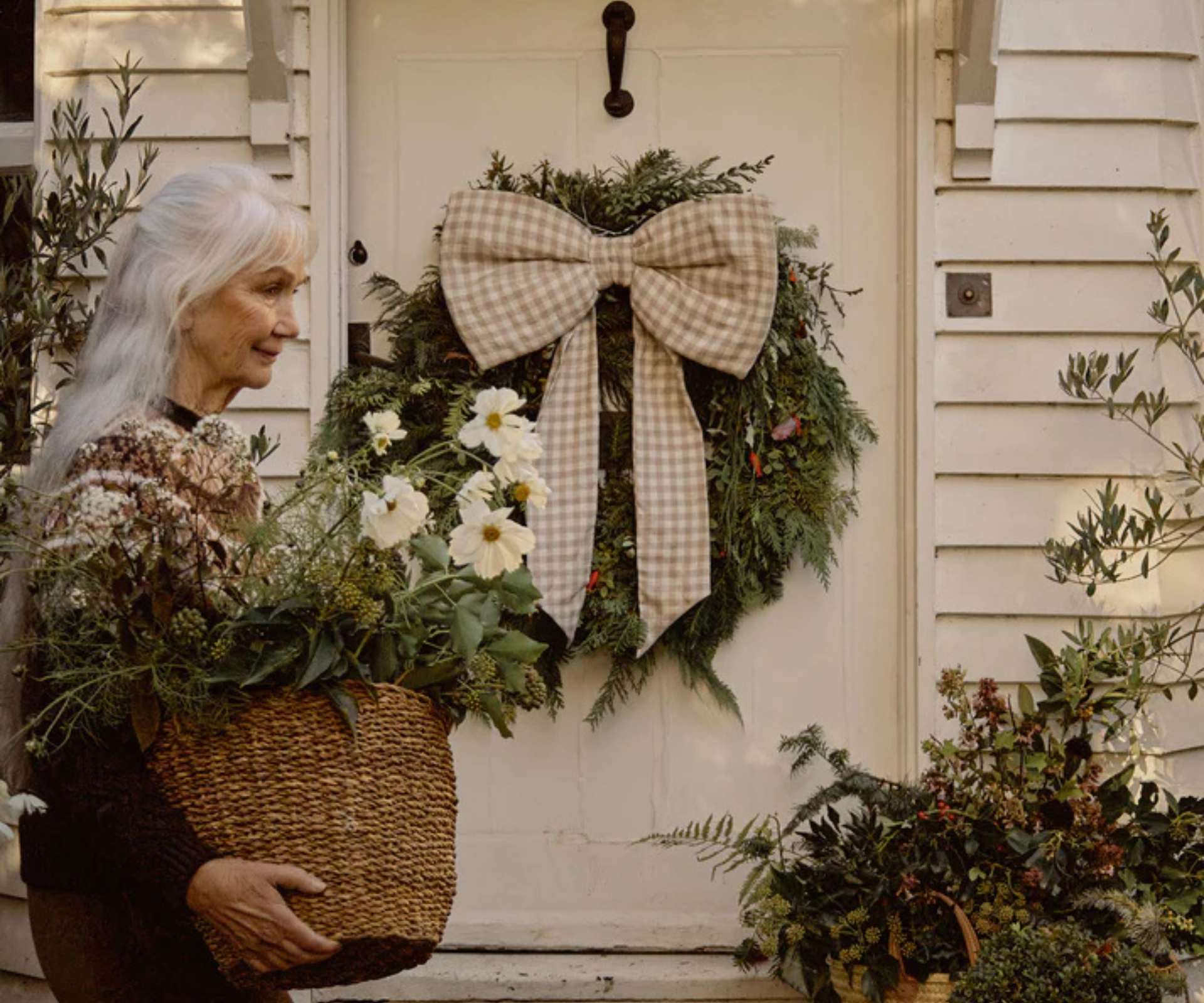 7 unique Christmas wreaths you won't see on everyone's front door