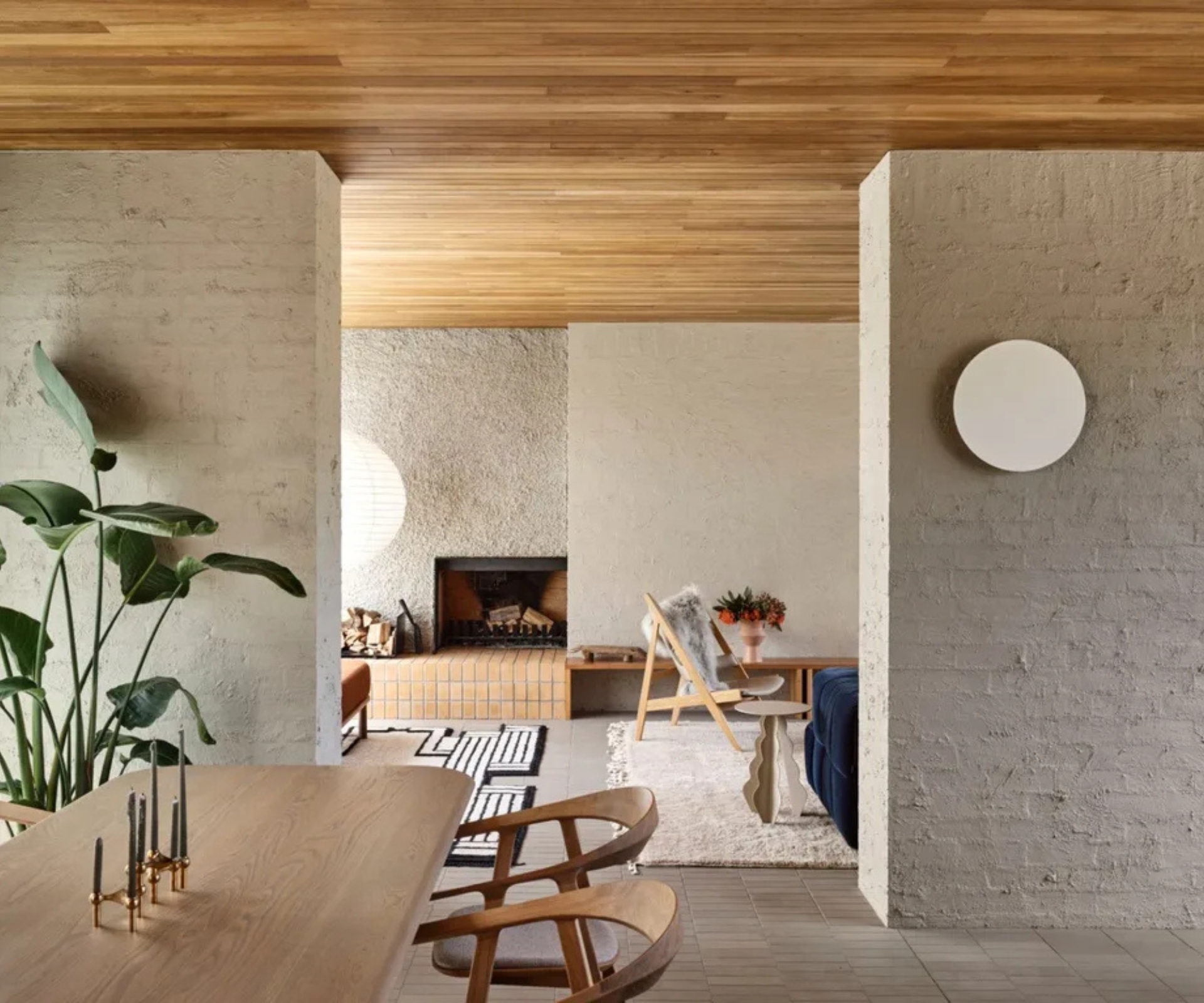 Inside a modernist weekender by the sea