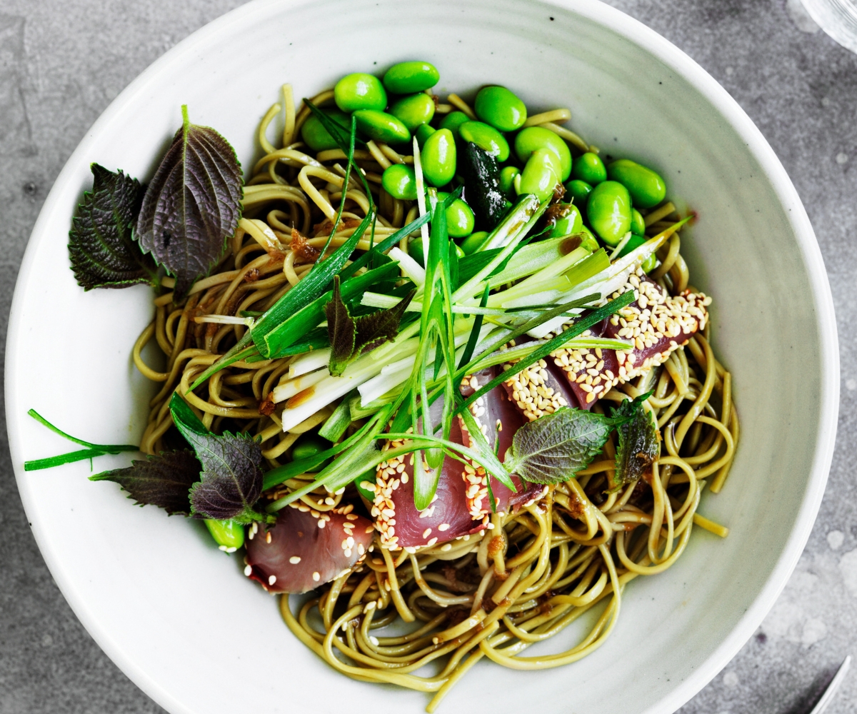 Easy dinner idea: Sesame-crusted bonito and edamame with green tea soba noodles
