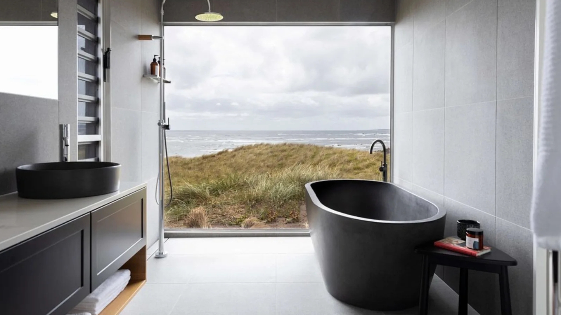 Treat your loved one to a romantic Tasmanian escape