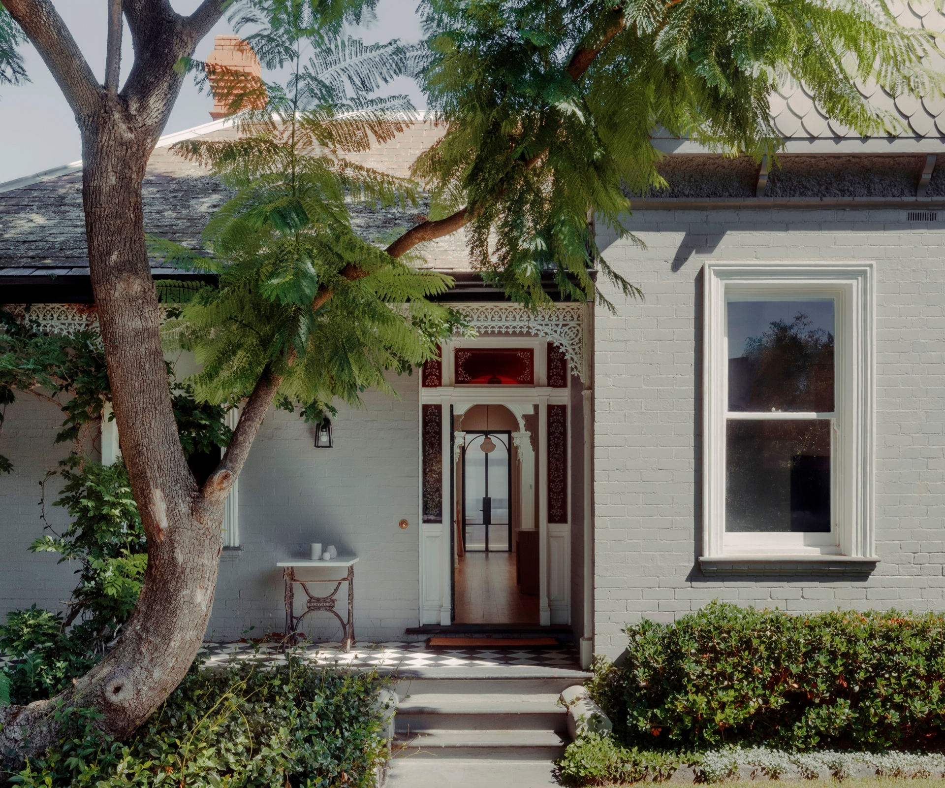 An Edwardian revival that lets the light pour in