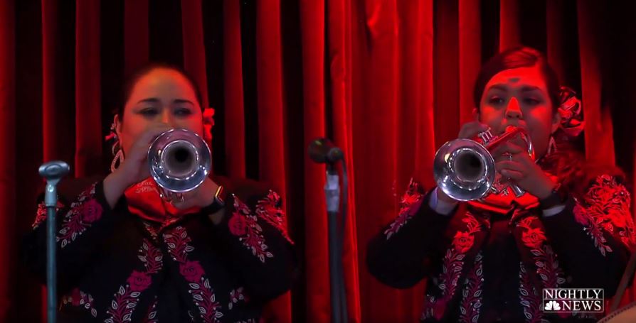 mariachi.JPG